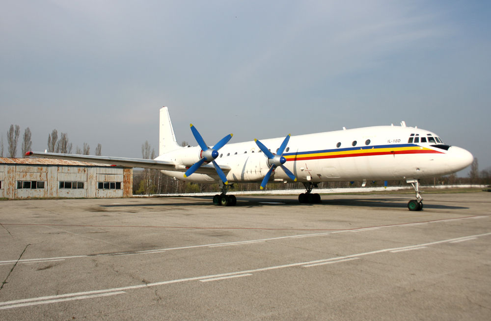 IL-18D Tandem Aero (Grixona) ER-ICS Bild KIV-1020